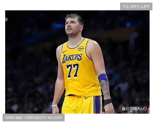 NBA官方周最佳出炉：亚历山大及马克西获奖 东契奇未入围，nba周最佳2021